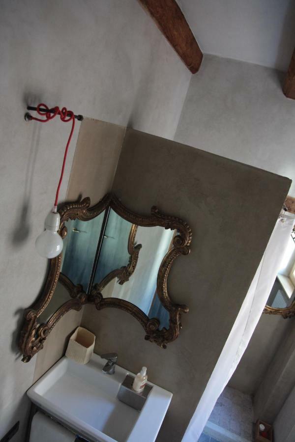 B&B Acaso Serralunga d'Alba Δωμάτιο φωτογραφία